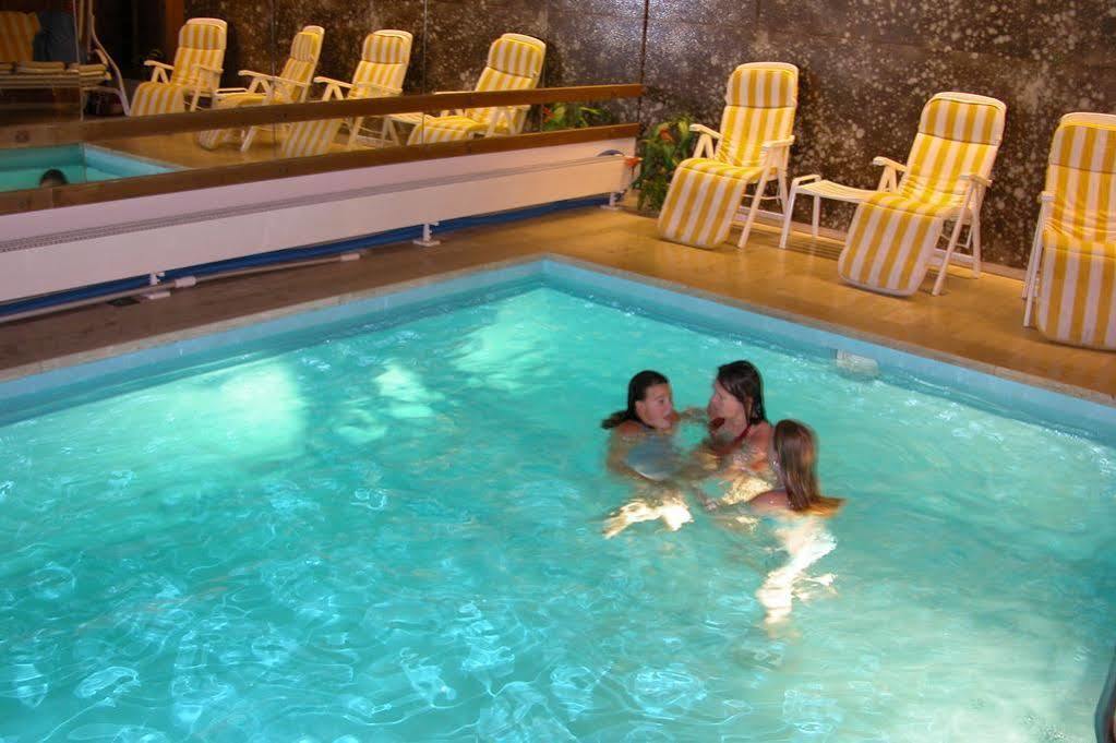Hotel Sonnhof Mutters Екстер'єр фото